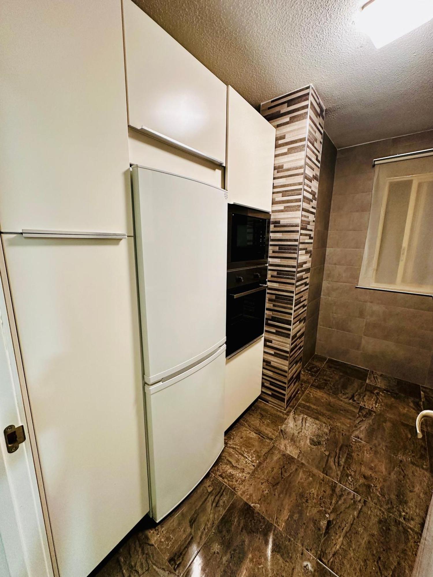 Centrico Apartamento En Benidorm Bagian luar foto